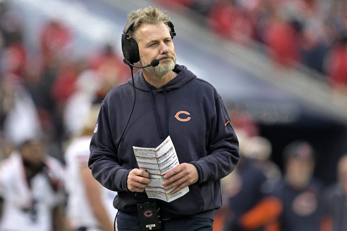 Featured image for Chicago Bears Dismiss Coach Eberflus Amidst Season Turmoil
