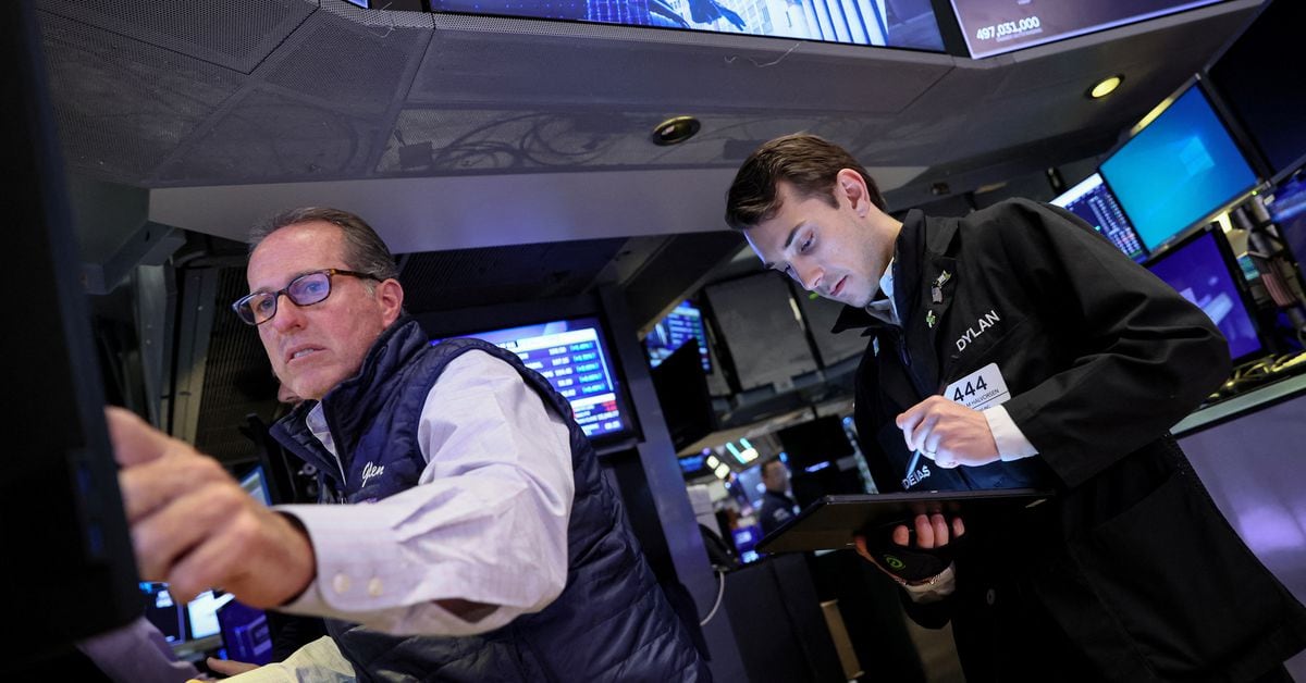 Market Reacts to Fed's Rate Decision: S&P 500 and Nasdaq Rise, UnitedHealth Falls