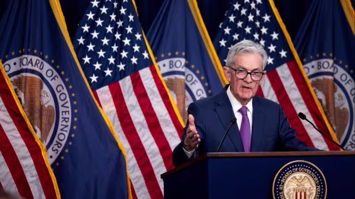 "Traders Bet Against Fed as Powell Signals Potential Rate Cut"