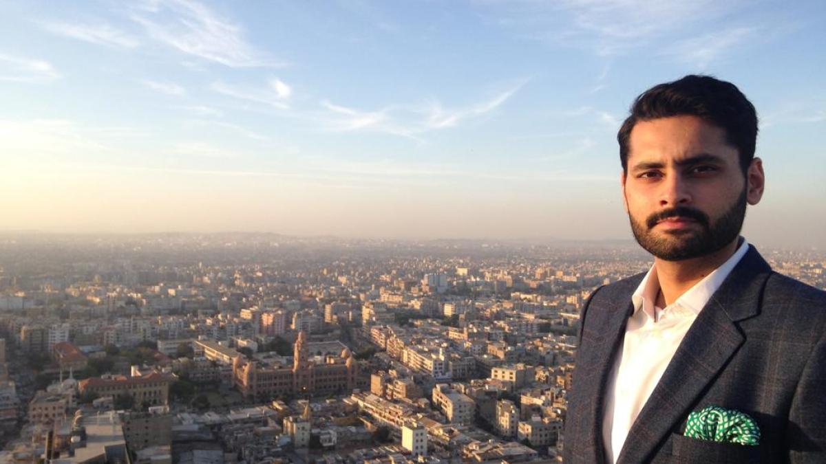 Pakistani lawyer and activist Jibran Nasir reportedly abducted.
