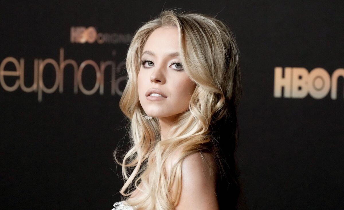 Featured image for Sydney Sweeney Criticizes Hollywood's 'Fake' Feminism