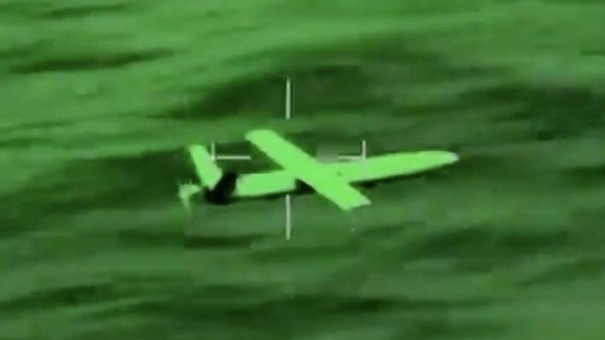 Houthi Drone and Missile Assaults Target US Warships in Red Sea