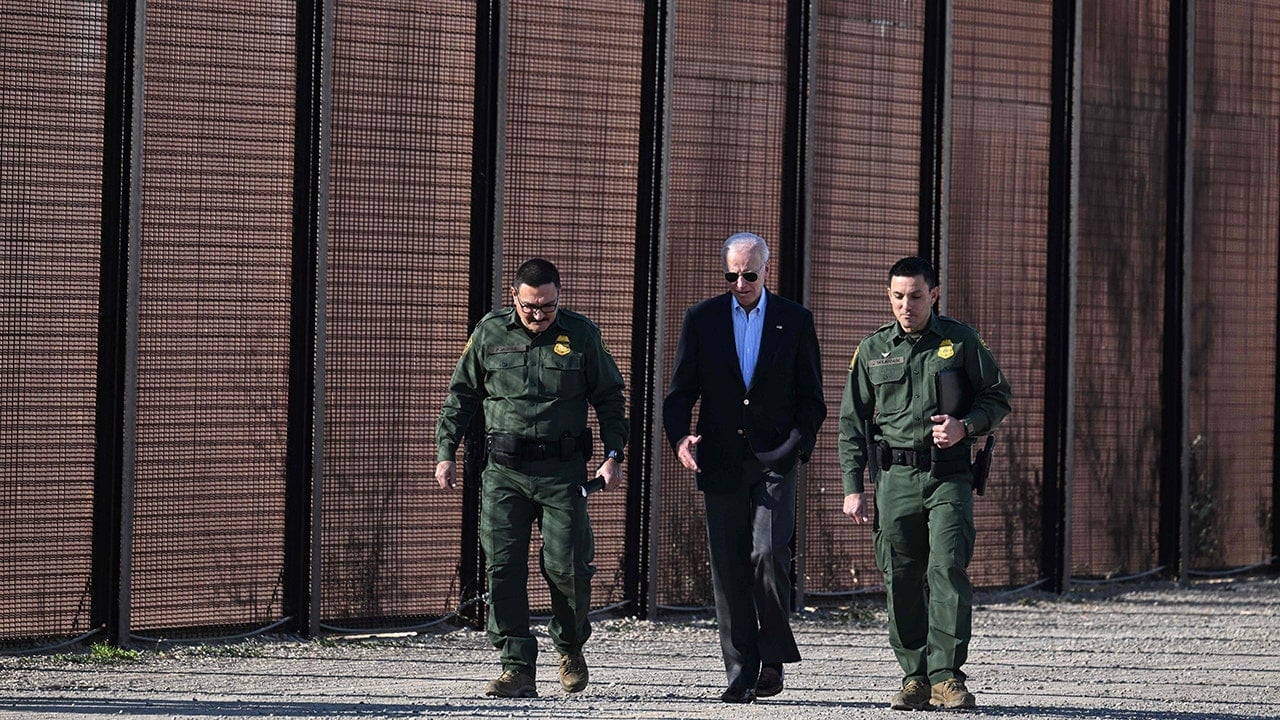 "Biden and Trump Clash at US-Mexico Border Amid Border Patrol Union Outcry"