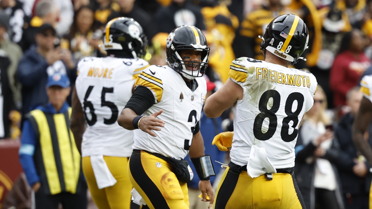 Steelers Edge Commanders with Dramatic Late TD Amid Controversy