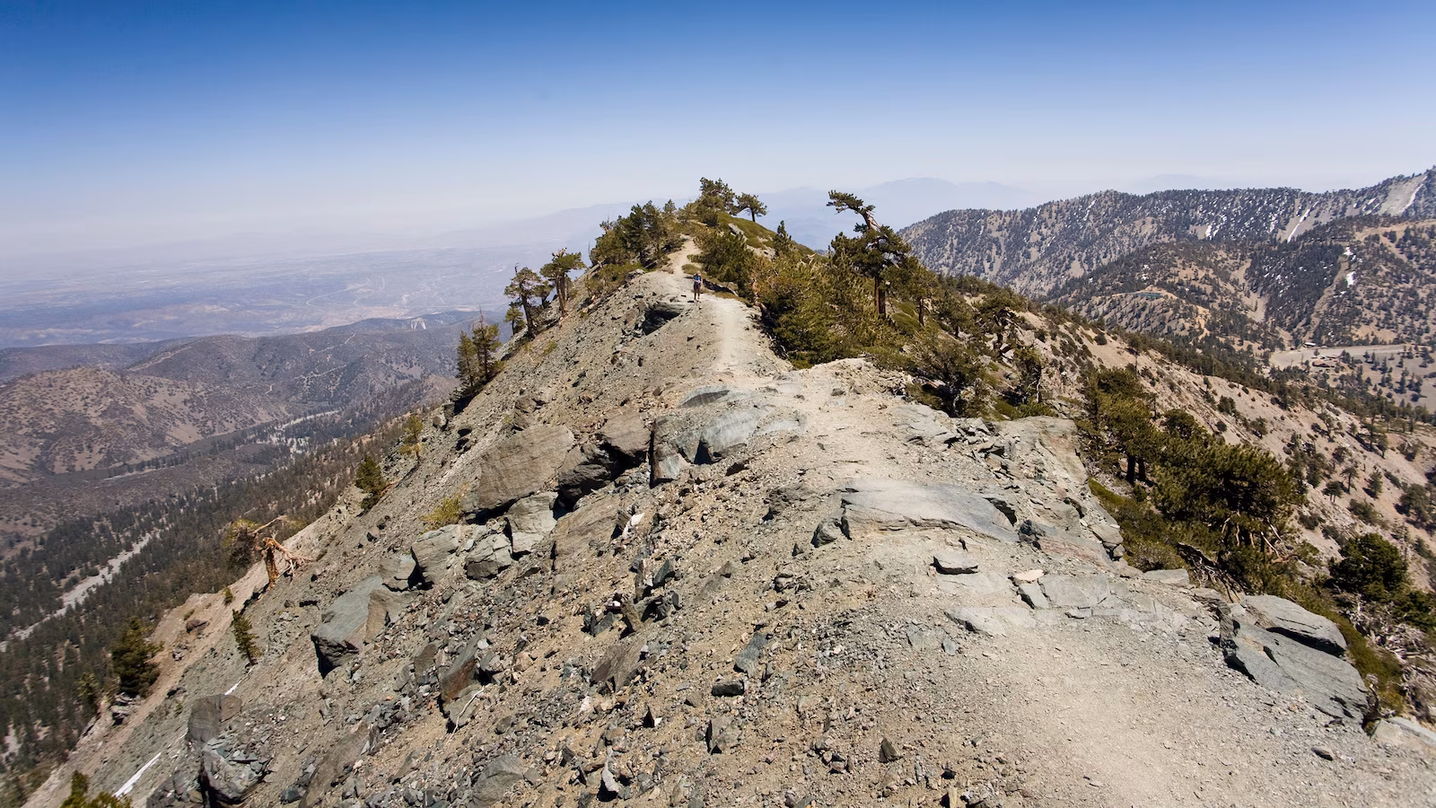 Featured image for Three Hikers Dead in Mount Baldy Tragedy