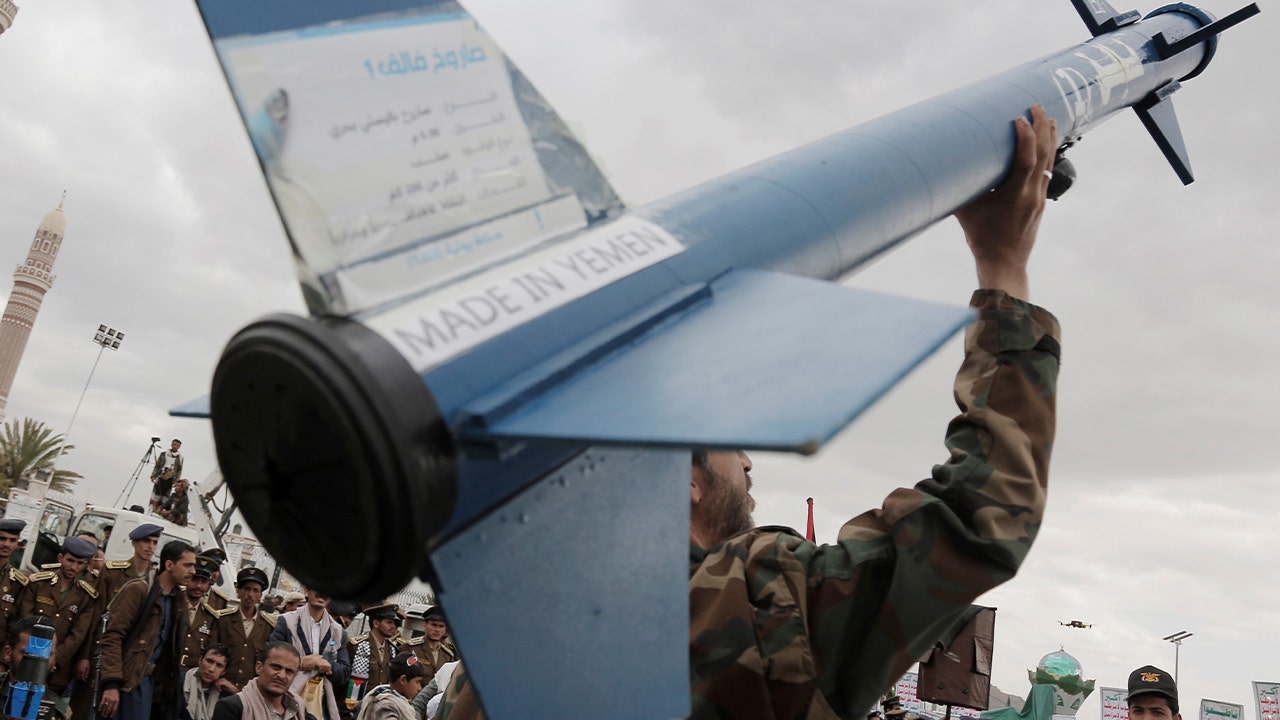 Featured image for "U.S. and U.K. Target Houthi Threats in Yemen with New Airstrikes"