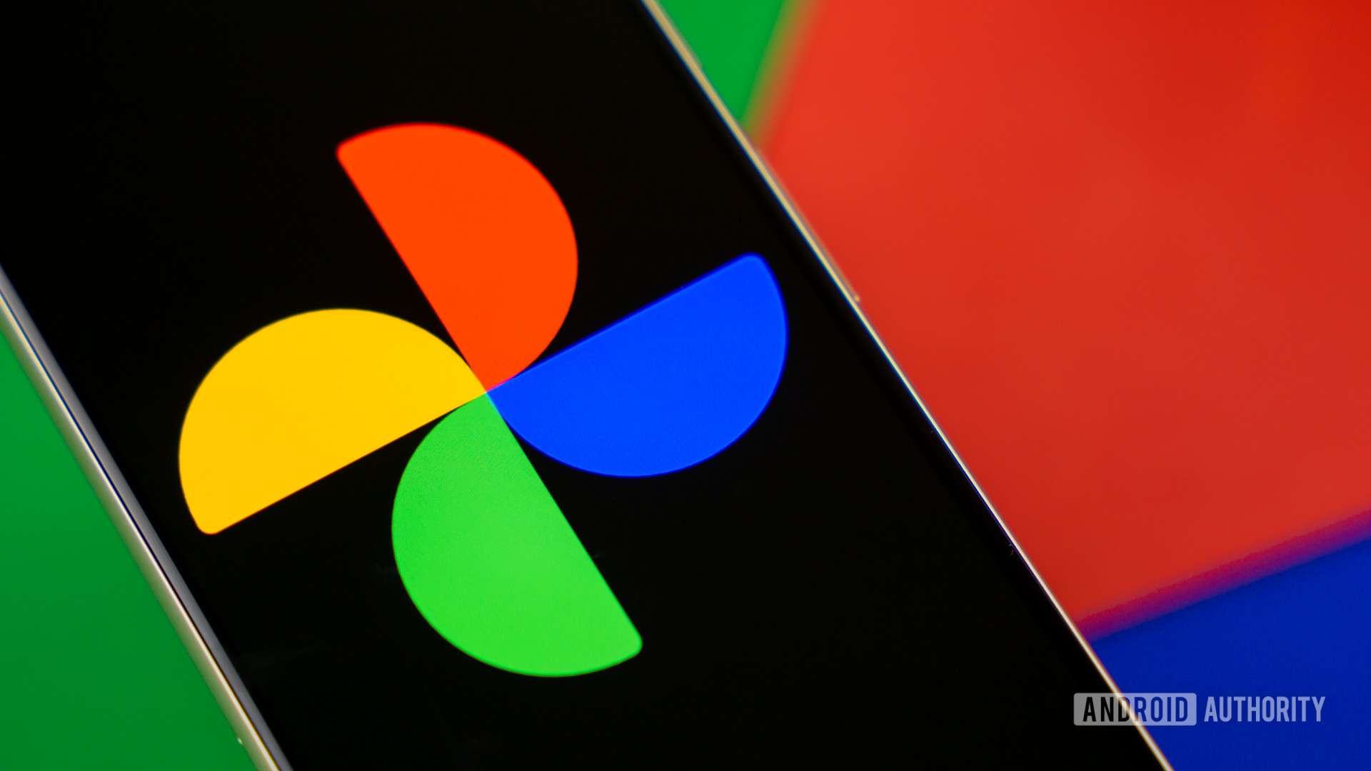 Featured image for Google Photos: RAW Image Backup and Grid Display Updates
