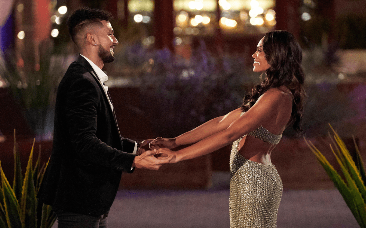 'Bachelorette' Alum Survives Brutal Attack and Robbery in Colombia