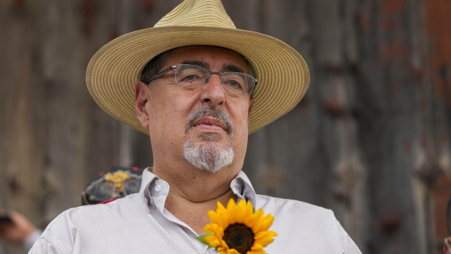 Guatemala's Presidential Hopeful Seeks to Broaden Support Beyond Urban Youth