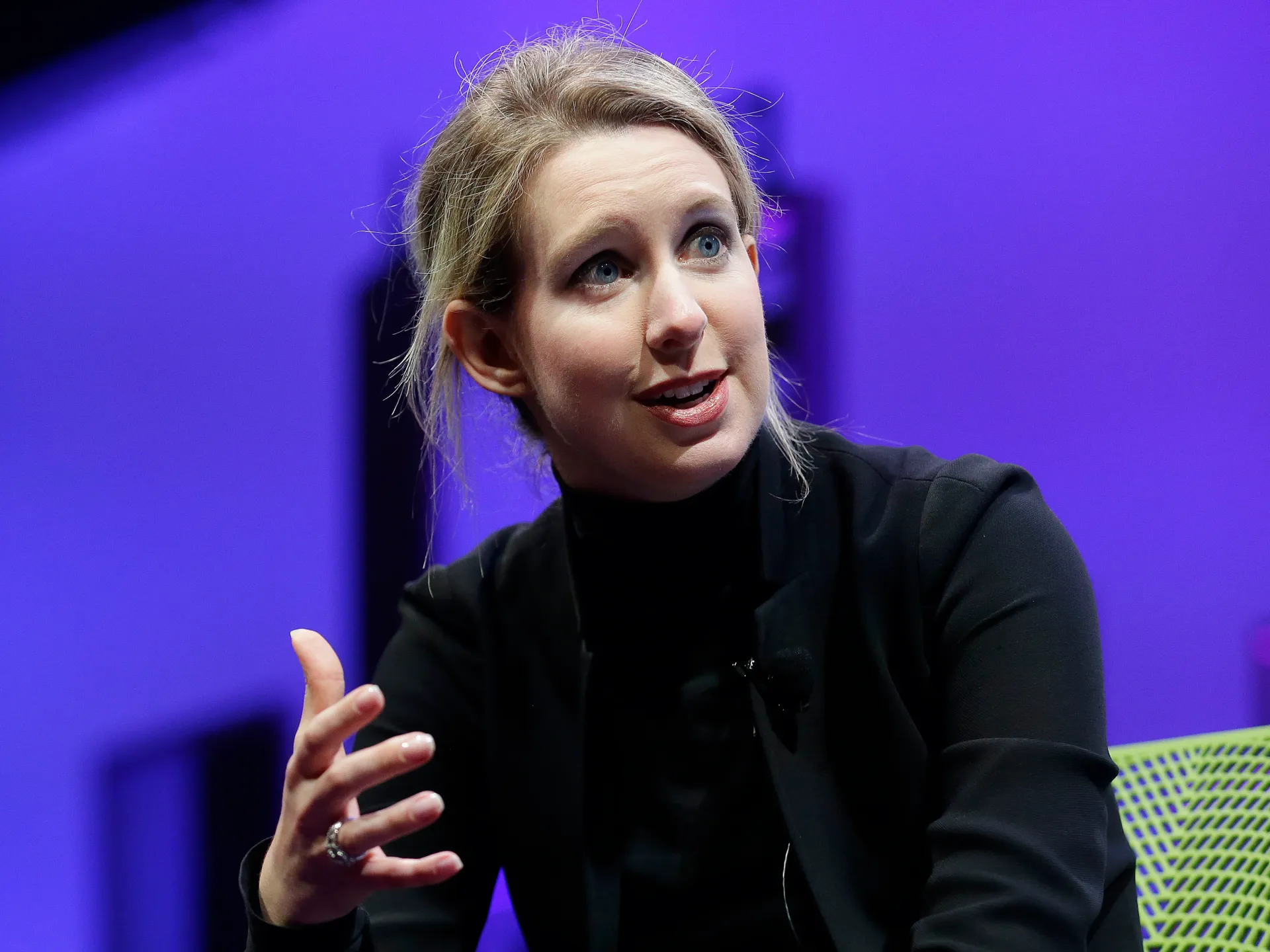 Elizabeth Holmes Begins Prison Sentence for Theranos Scandal