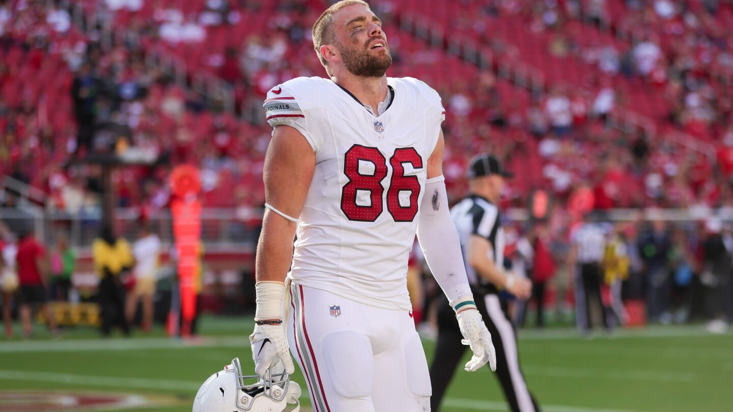 Featured image for "Zach Ertz Excluded from Lions Roster for NFC Championship Game vs. 49ers"