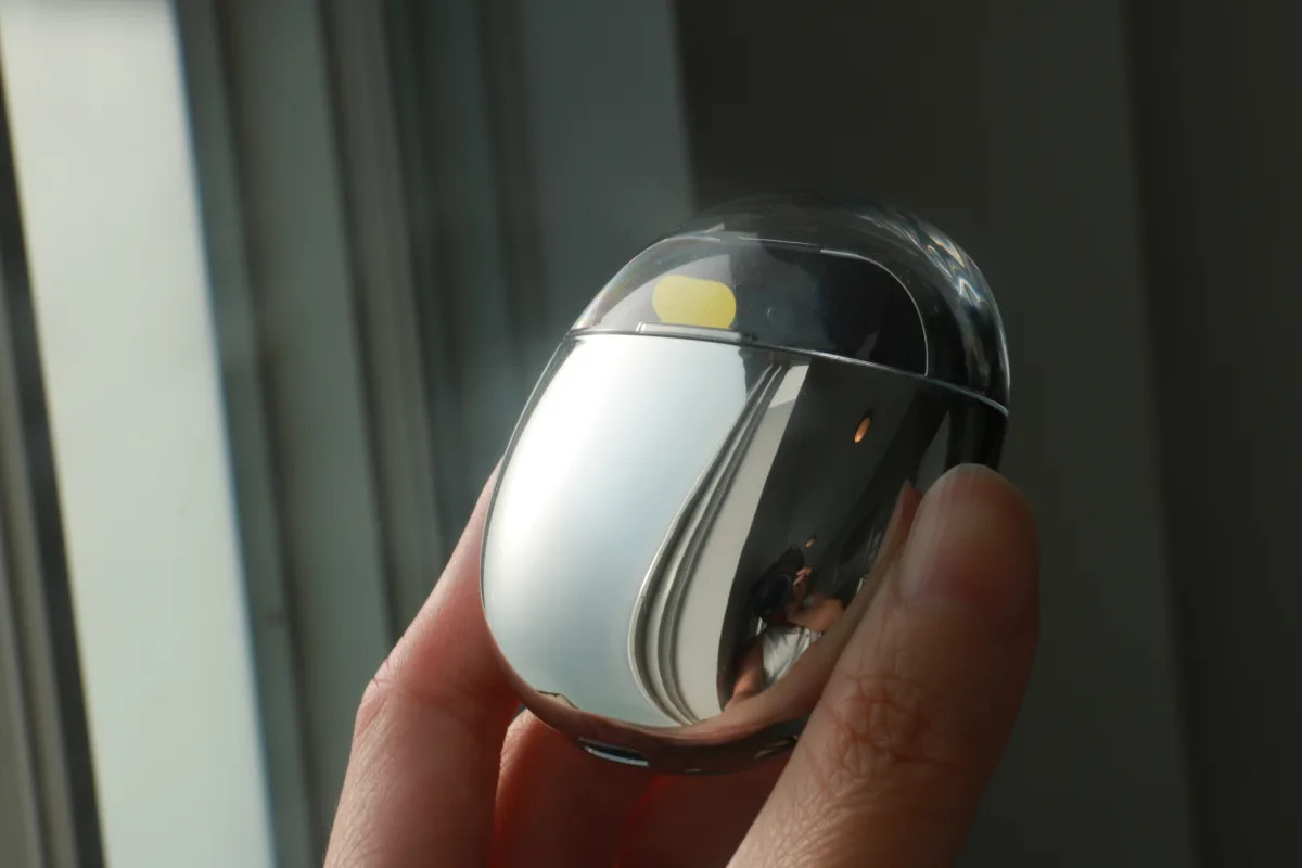 Featured image for Humane Urges AI Pin Users to Stop Using Charging Case Over Fire Risk