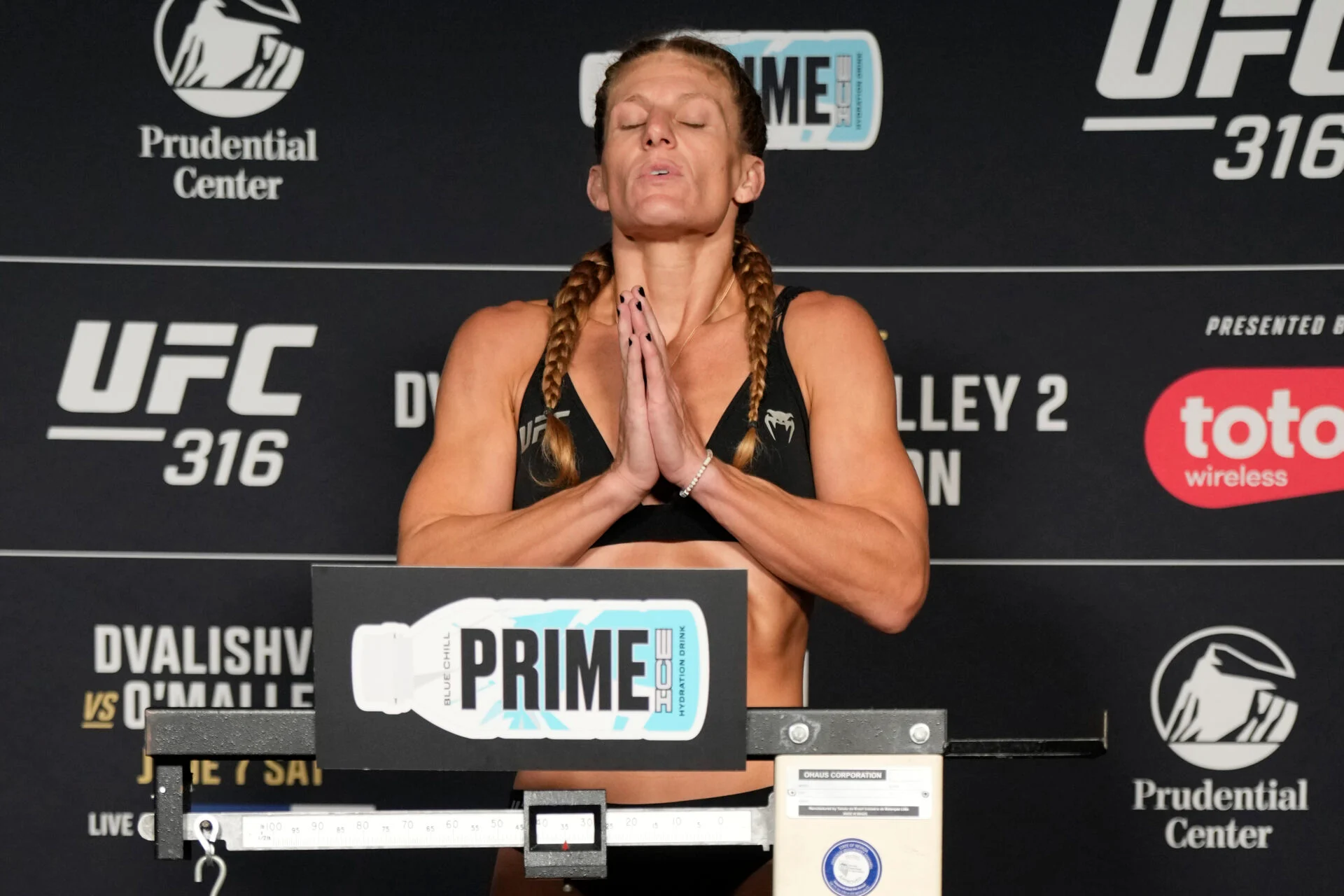 Featured image for Kayla Harrison's Triumph and the Risks of Weight Cutting in UFC