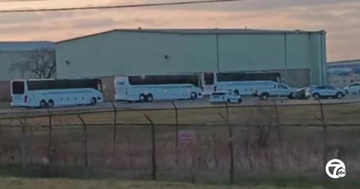GOP Rep. Mistakes NCAA Basketball Team for 'Illegal Invaders' at Detroit Airport