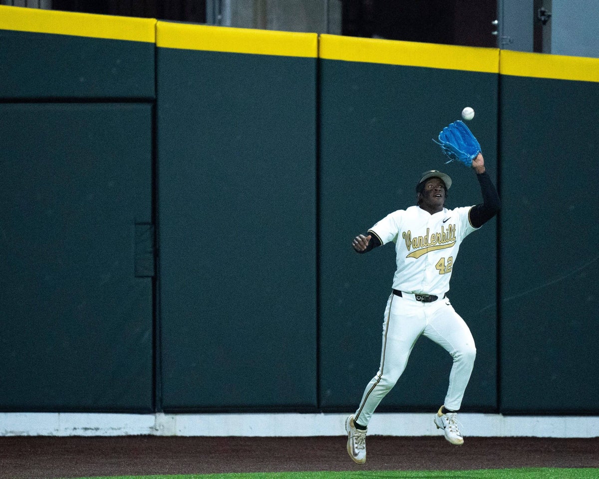 Featured image for 2025 MLB Draft: Key Prospects and Top Storylines