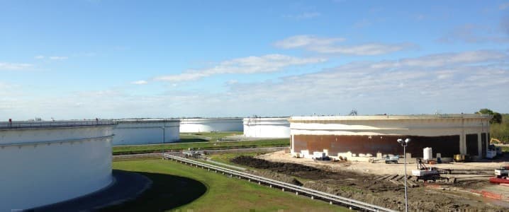 Featured image for "Rising U.S. Oil Exports Shake Global Energy Markets"