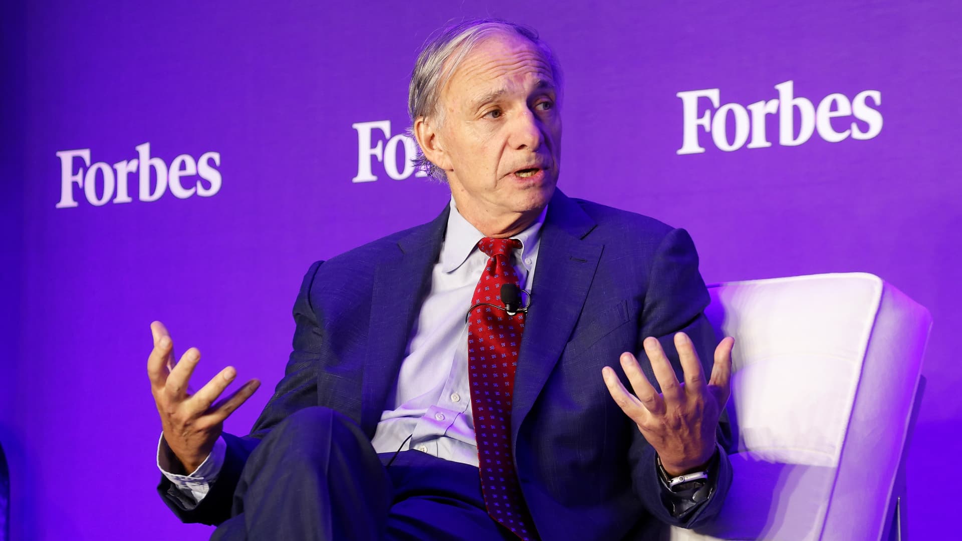 "Ray Dalio's Expert Advice: Navigating 'Great Disruptions' for New Investors"