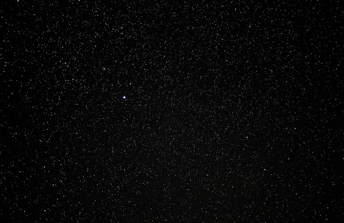 AI uncovers 800+ hidden cosmic anomalies in Hubble archive