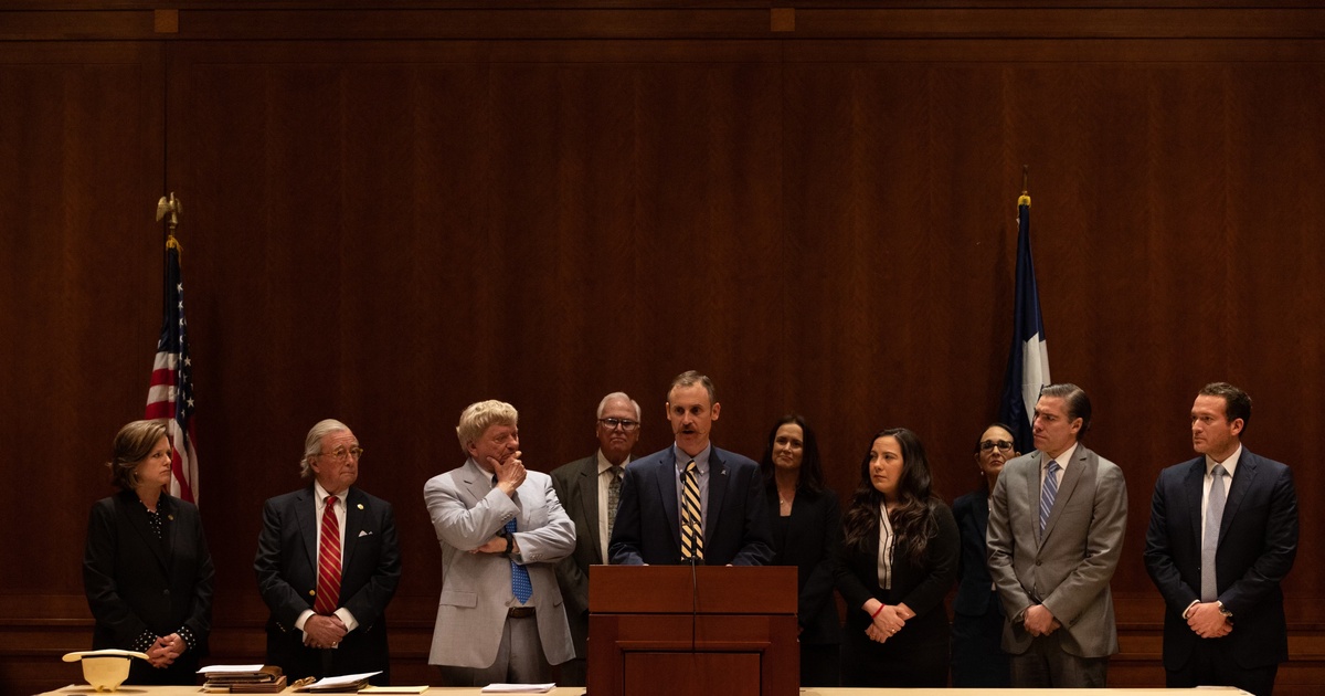 Top Texas lawyers to lead Ken Paxton case in impeachment trial.