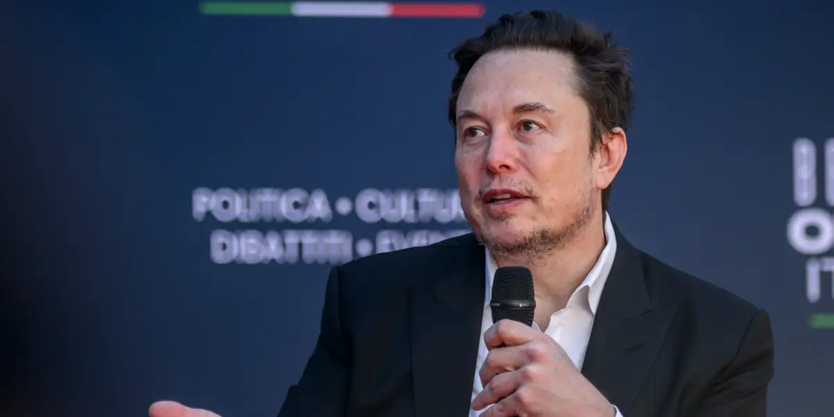 "Musk's Power Play: The Ultimatum and Nightmare Task at Tesla"