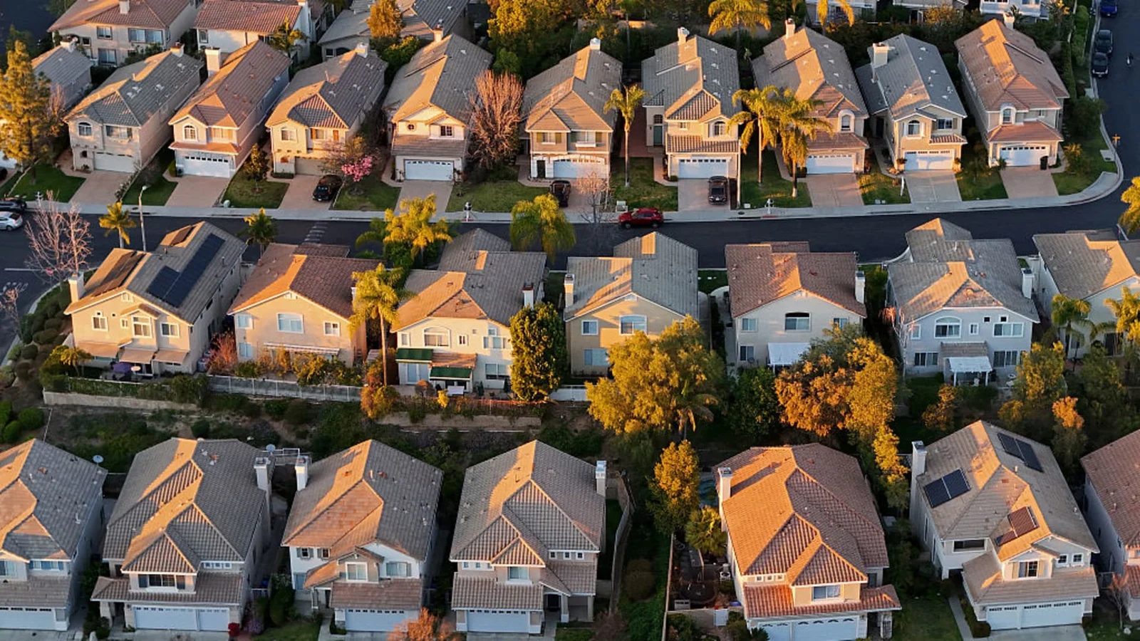 Mortgage Rates Jump to Highest Since September as Iran-Driven Inflation Bets Grow