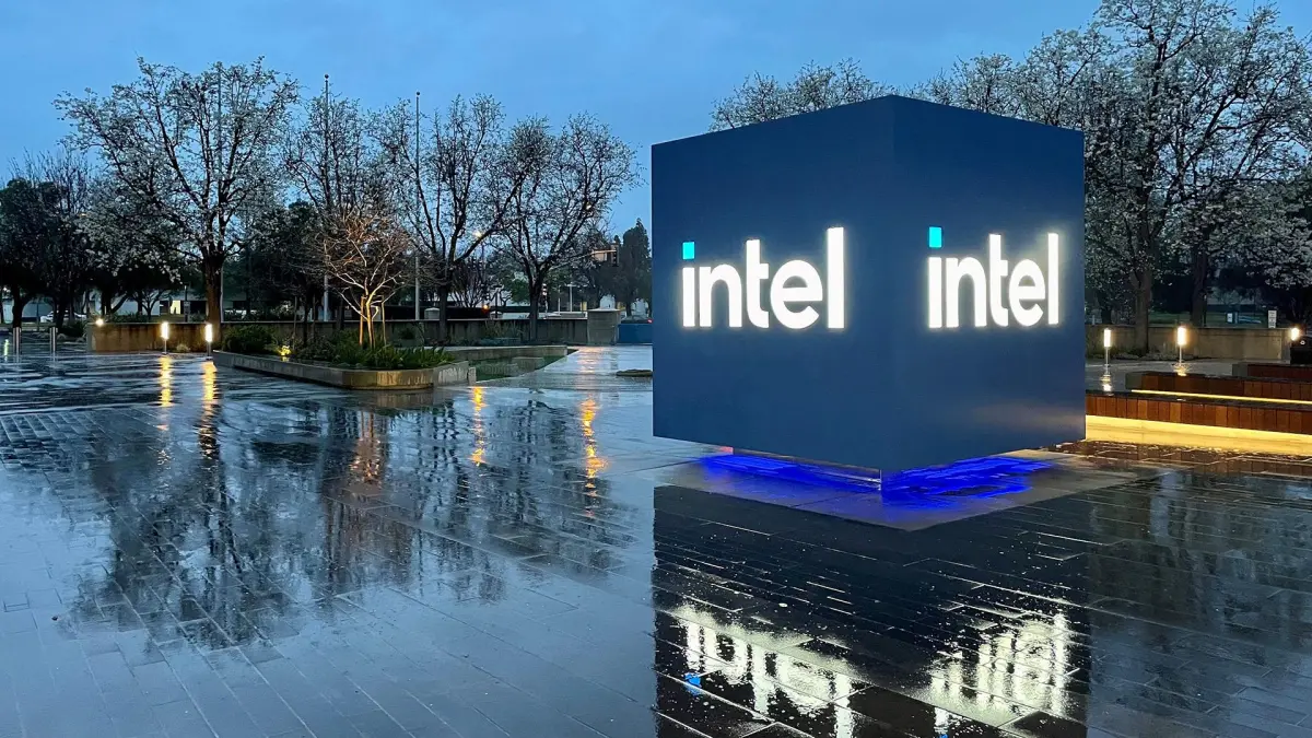 Trump Administration Secures 10% U.S. Stake in Intel