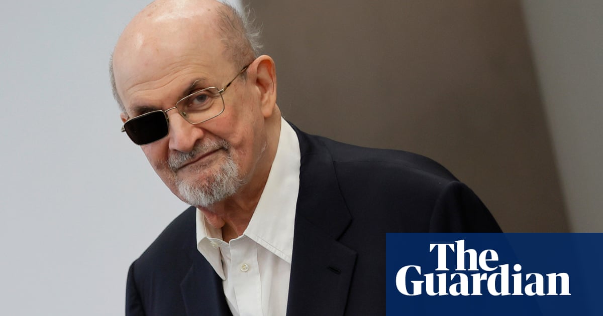 Featured image for "Rushdie's Stabbing Memoir May Postpone Trial of Alleged Assailant"