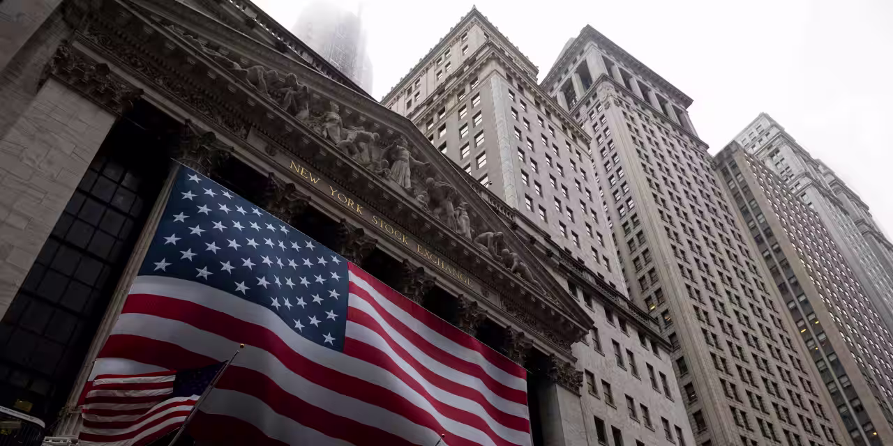 Featured image for Market Outlook: Experts Warn of Further Stock Declines Amid Economic Uncertainty