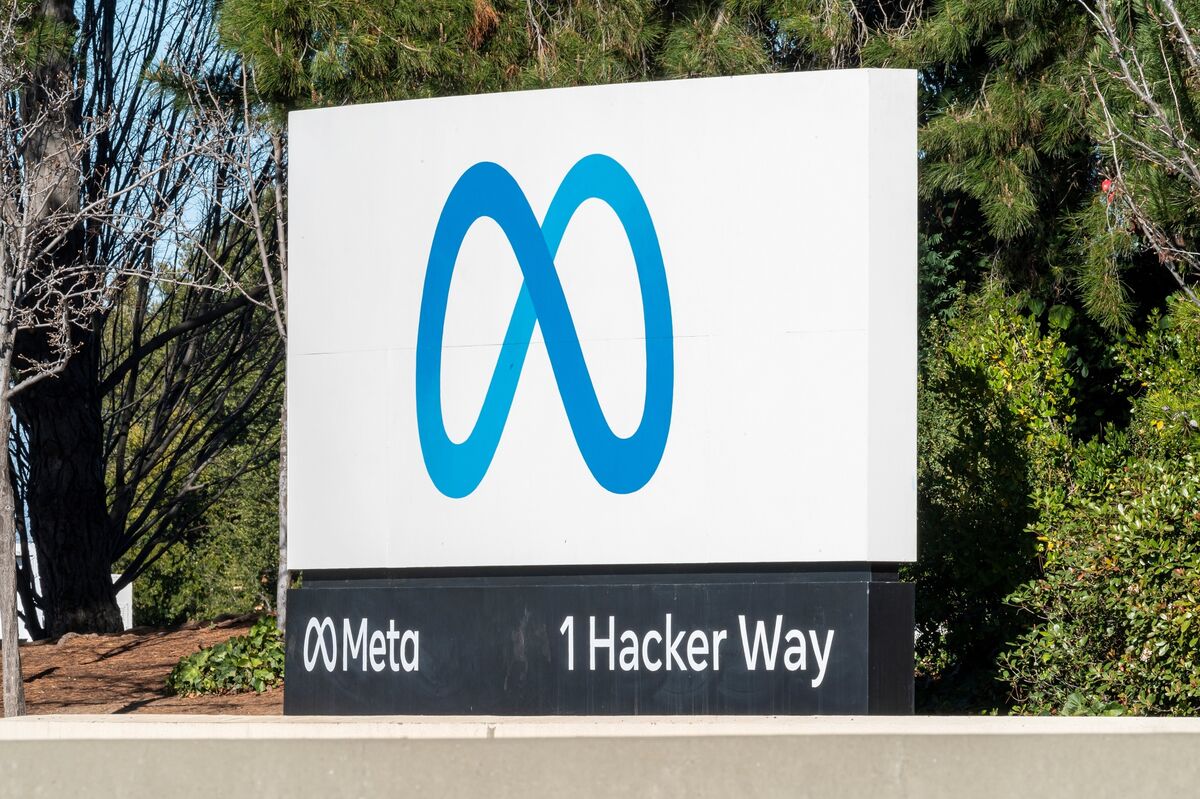 Featured image for Meta Recruits Top OpenAI Researchers to Accelerate AI Development