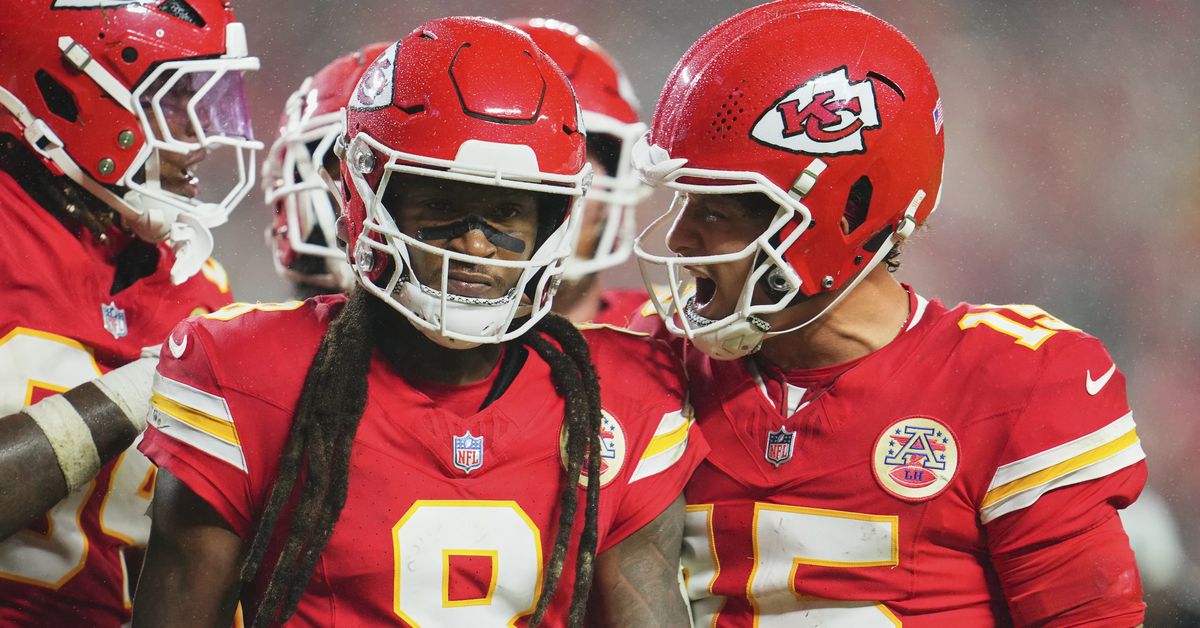 Featured image for DeAndre Hopkins Shines with Chiefs, Celebrates with 'Remember the Titans' Dance