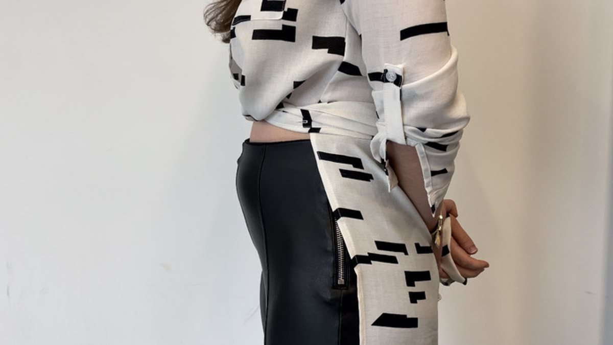 Featured image for The Hidden Dangers of Sucking in Your Stomach