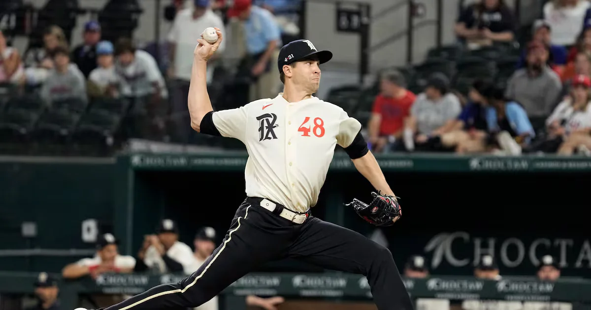 Jacob deGrom Leaves Game Early with Forearm Tightness Against Yankees