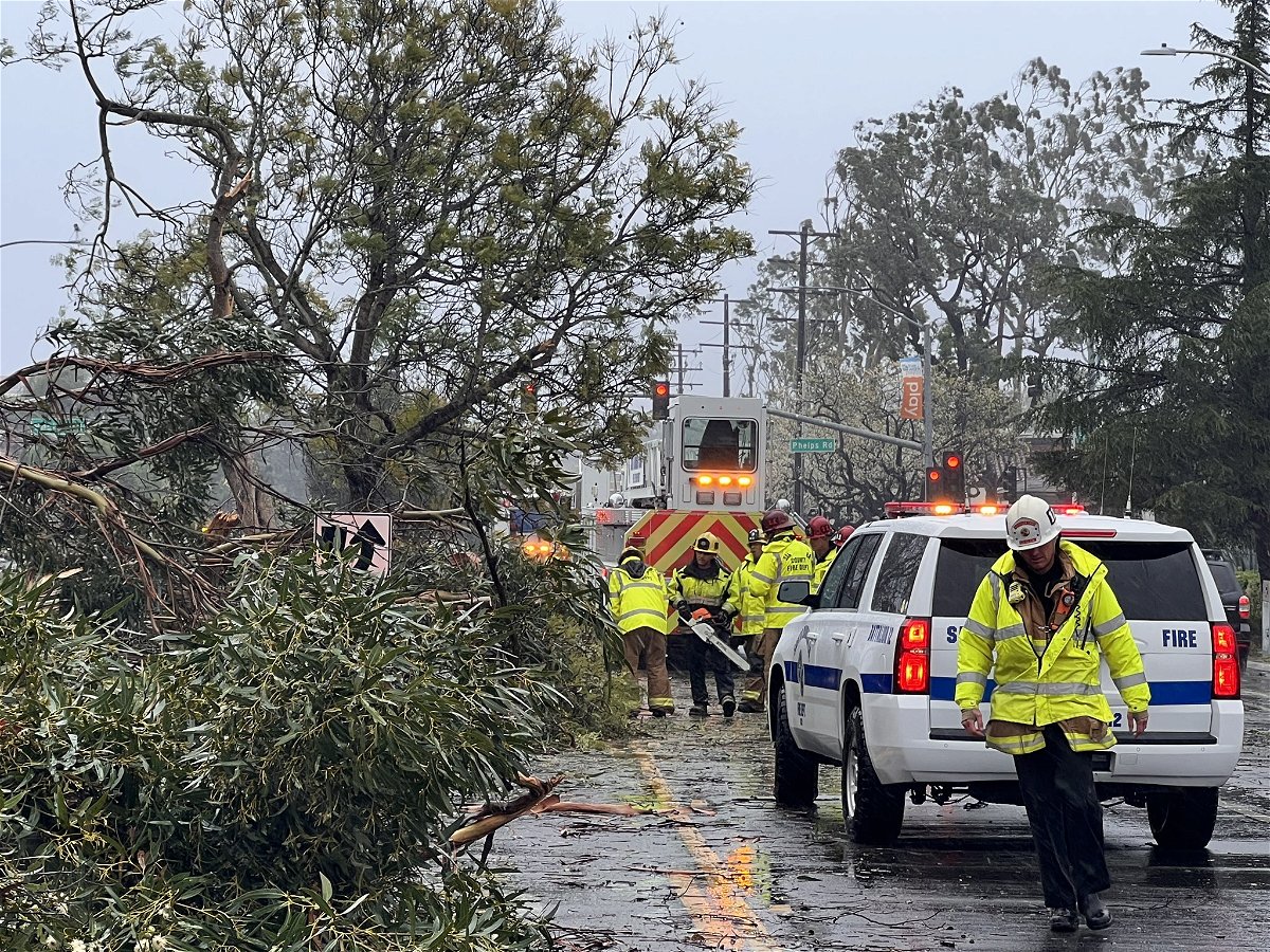 Featured image for "Massive Storm Causes Widespread Power Outages in Central Coast and Bay Area"