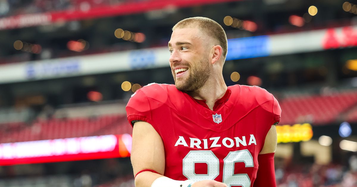 Featured image for Zach Ertz Joins Detroit Lions: Impact on NFC Championship Game Uncertain