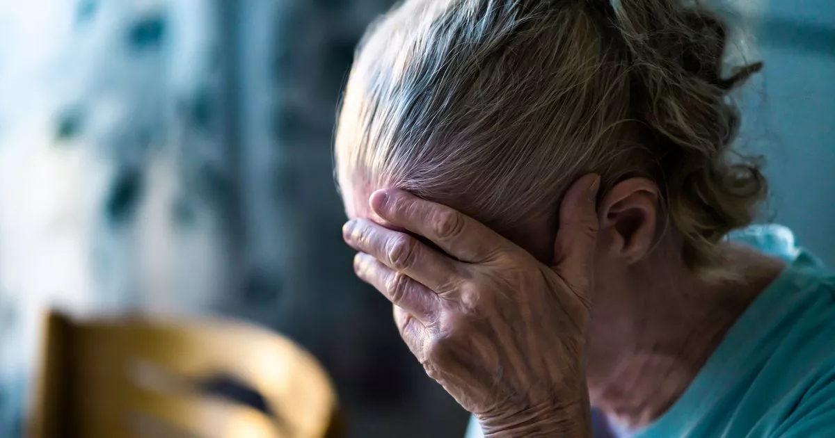 Featured image for "Groundbreaking Alzheimer's Vaccine Promises Life-Changing Results, Say Scientists"