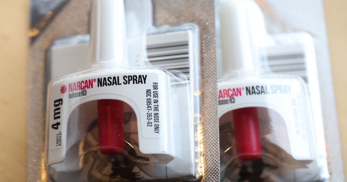 Featured image for Narcan: Over-the-Counter Availability and Administration