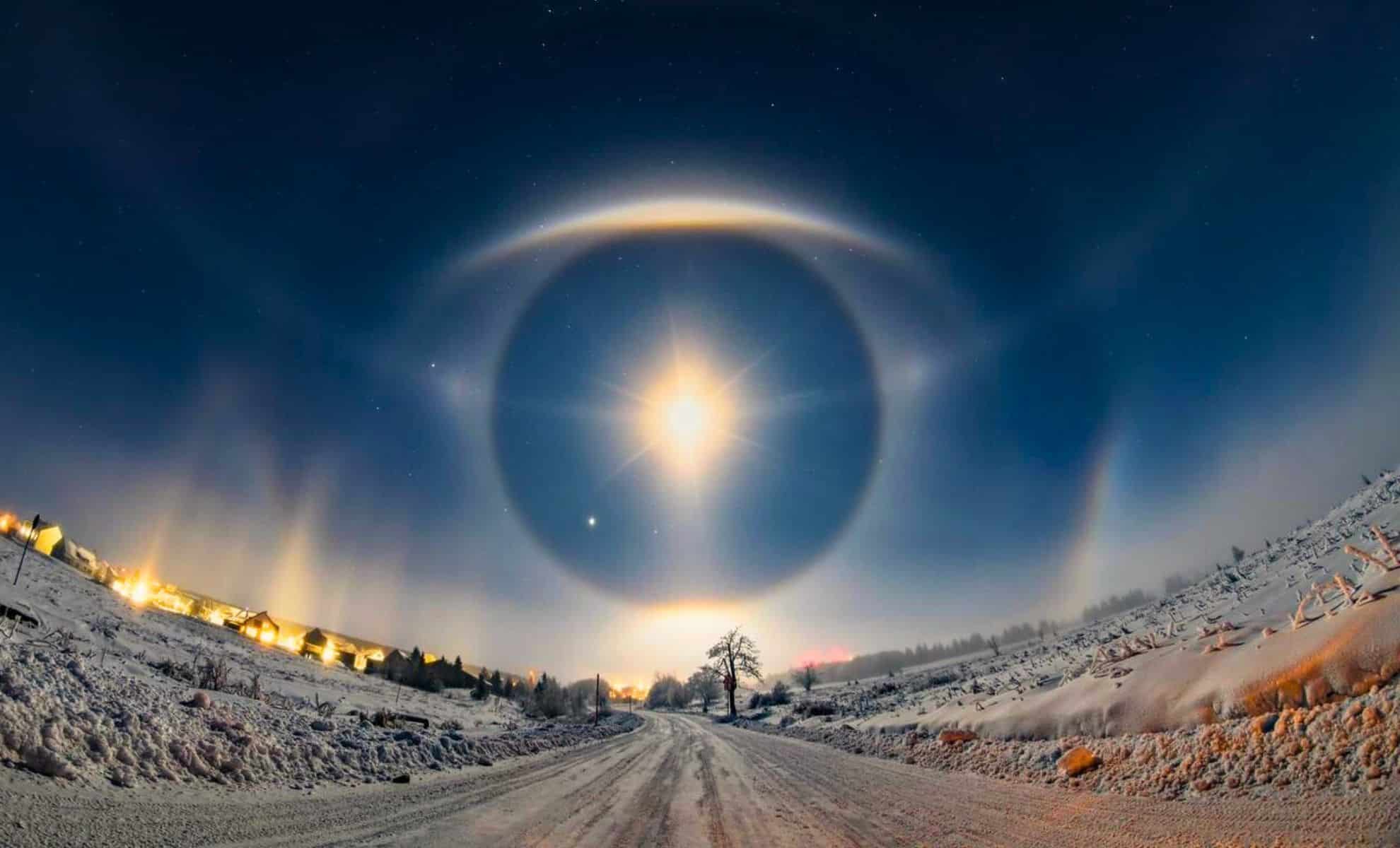 Featured image for Diamond Dust 'Eye in the Sky' Stuns Meteorological Experts
