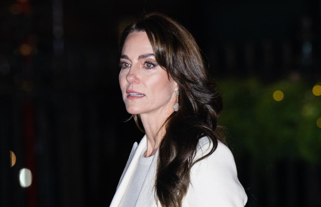 "Unraveling the Kate Middleton Photo Scandal: A Monarchy in Turmoil"