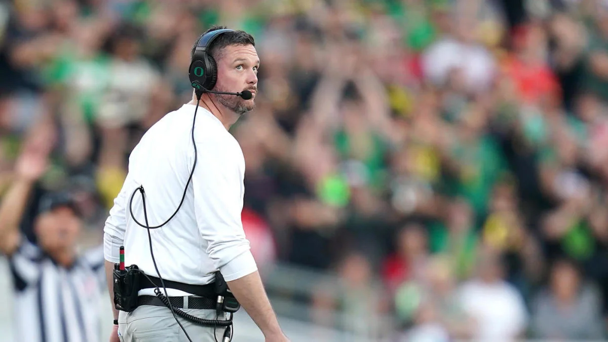 Featured image for Tennessee's Nico Iamaleava Likely to Start Despite Injury Concerns vs. Georgia