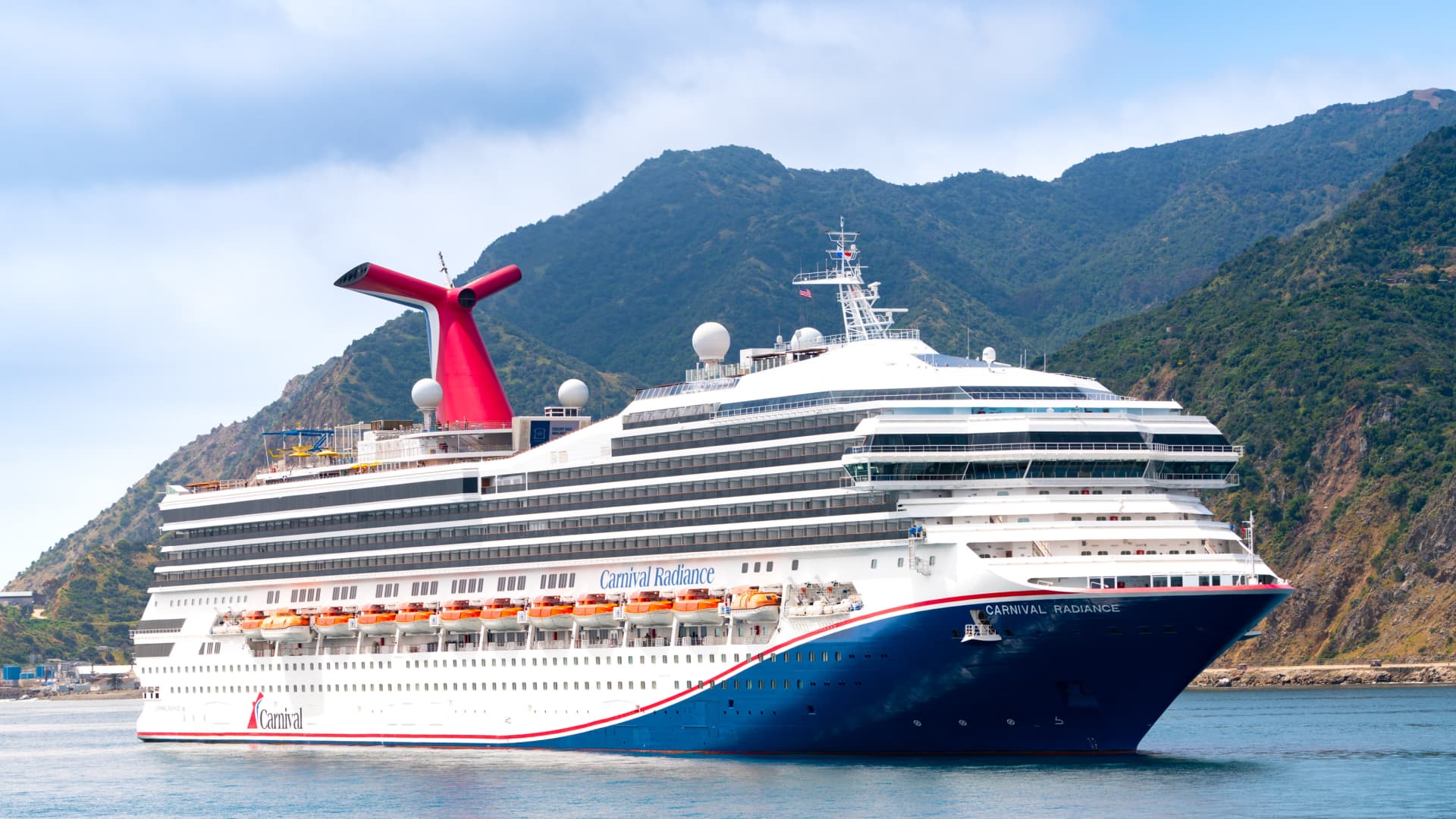 "Carnival's Red Sea Reroutes Impact 2024 Bookings and Earnings"