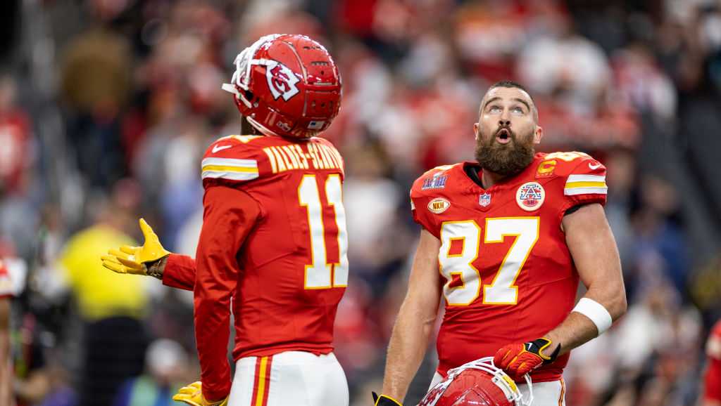 Featured image for "Travis Kelce to Host Celebrity Game Show Reboot on Amazon"