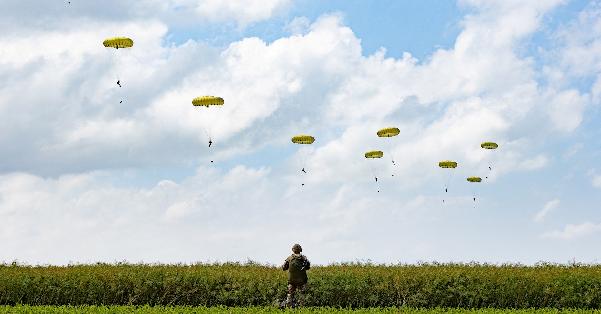 Featured image for British Paratroopers Face Passport Check After D-Day Commemoration Jump