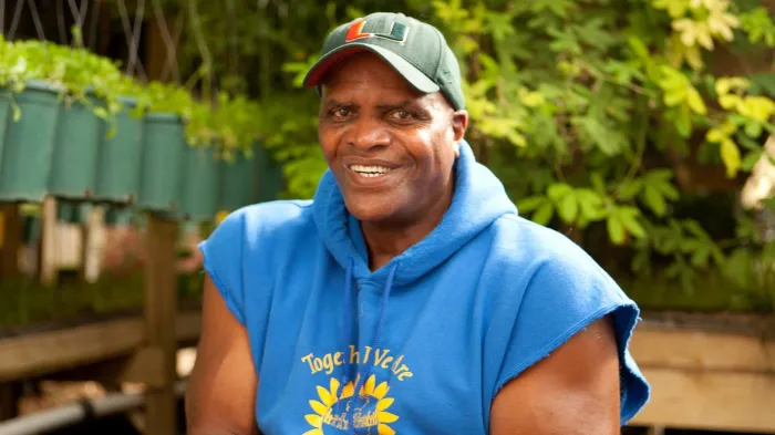 Miami basketball legend excels in farming, while Final Four 2023 looms.