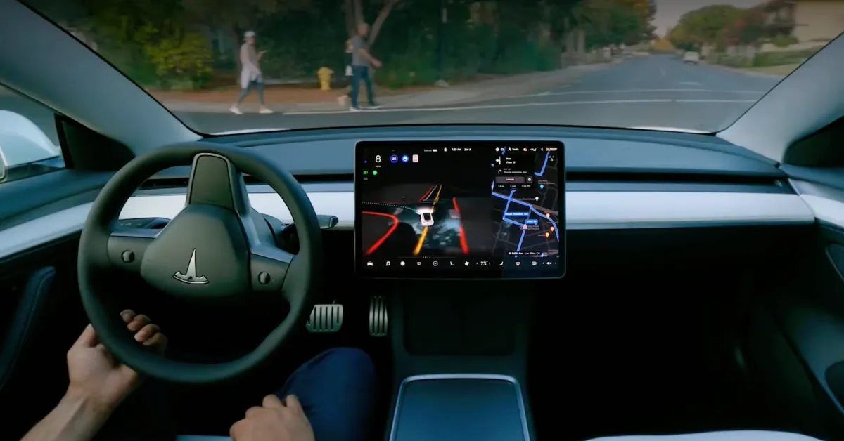 Featured image for US Investigates Tesla's Delay in Reporting Autopilot and FSD Crashes