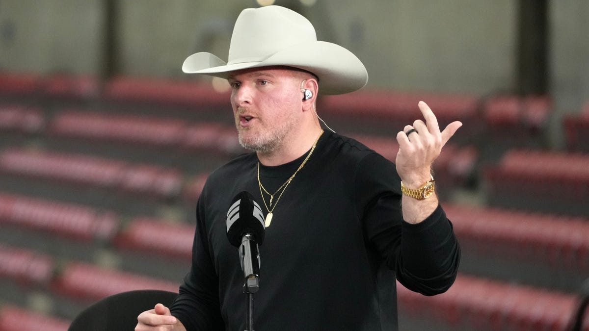 Pat McAfee Apologizes for Offensive Comment About Caitlin Clark