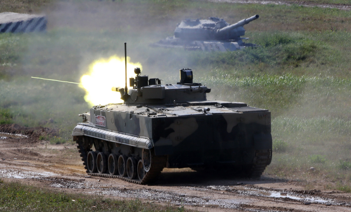 Ukraine's Daring Night Raid: Rubber Boat Destroys Russian Command Post