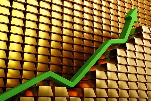 Bitcoin ETF Demand Drives Record-Breaking $73,000 Price Surge