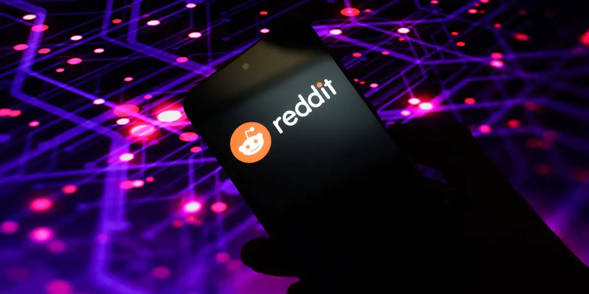 Featured image for Reddit Accuses AI Startup Perplexity of Data Theft in Growing Industry Battle