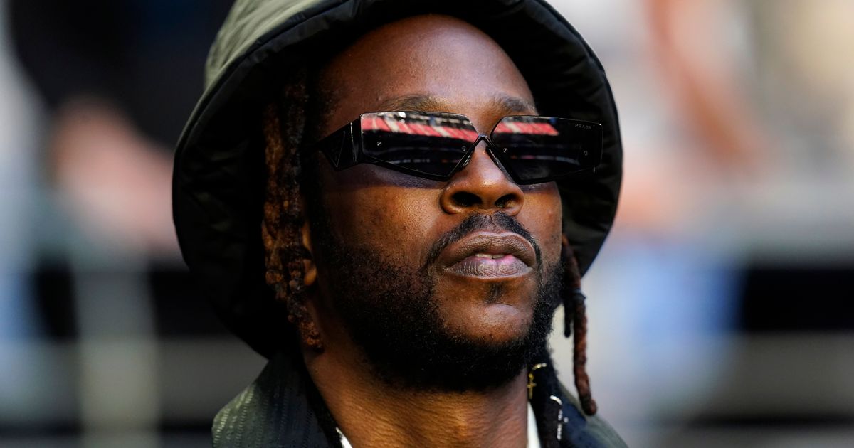 Featured image for 2 Chainz Hospitalized in Miami After Car Crash