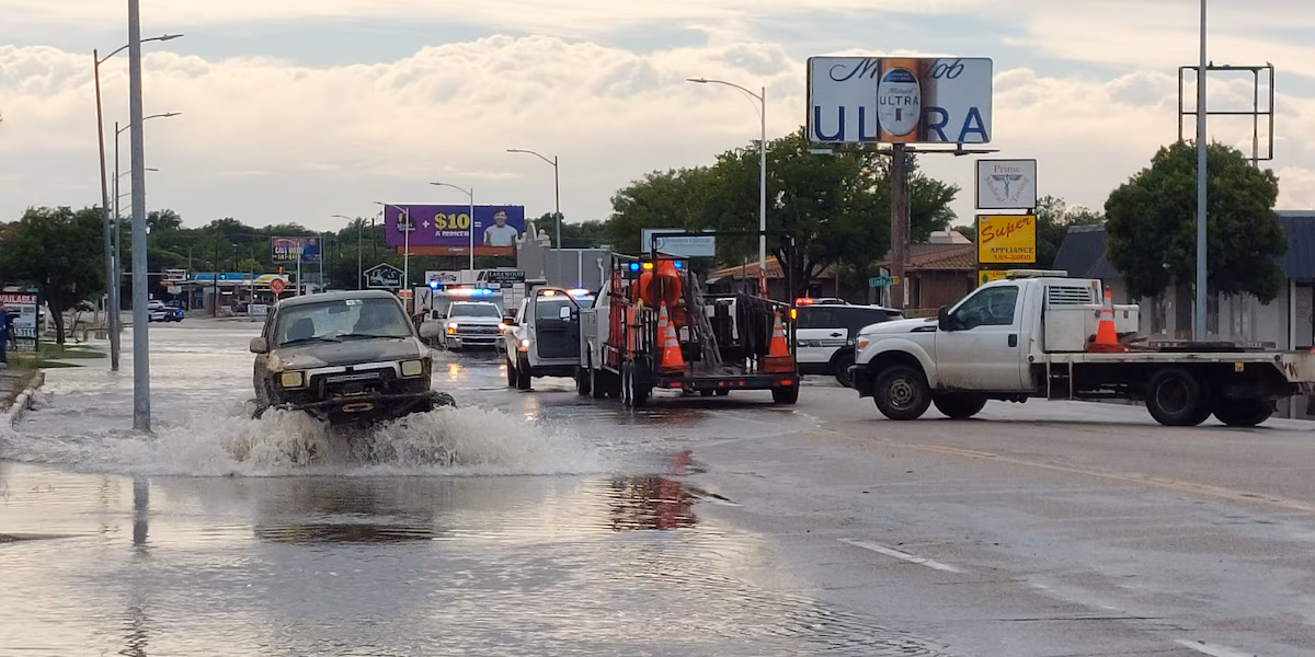 Featured image for Flash floods hit Amarillo, causing road closures and safety concerns.